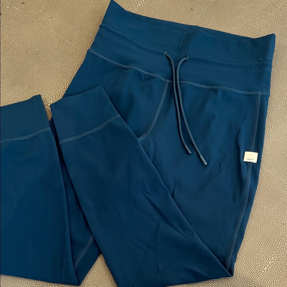 Vuori women's DAILY leggings